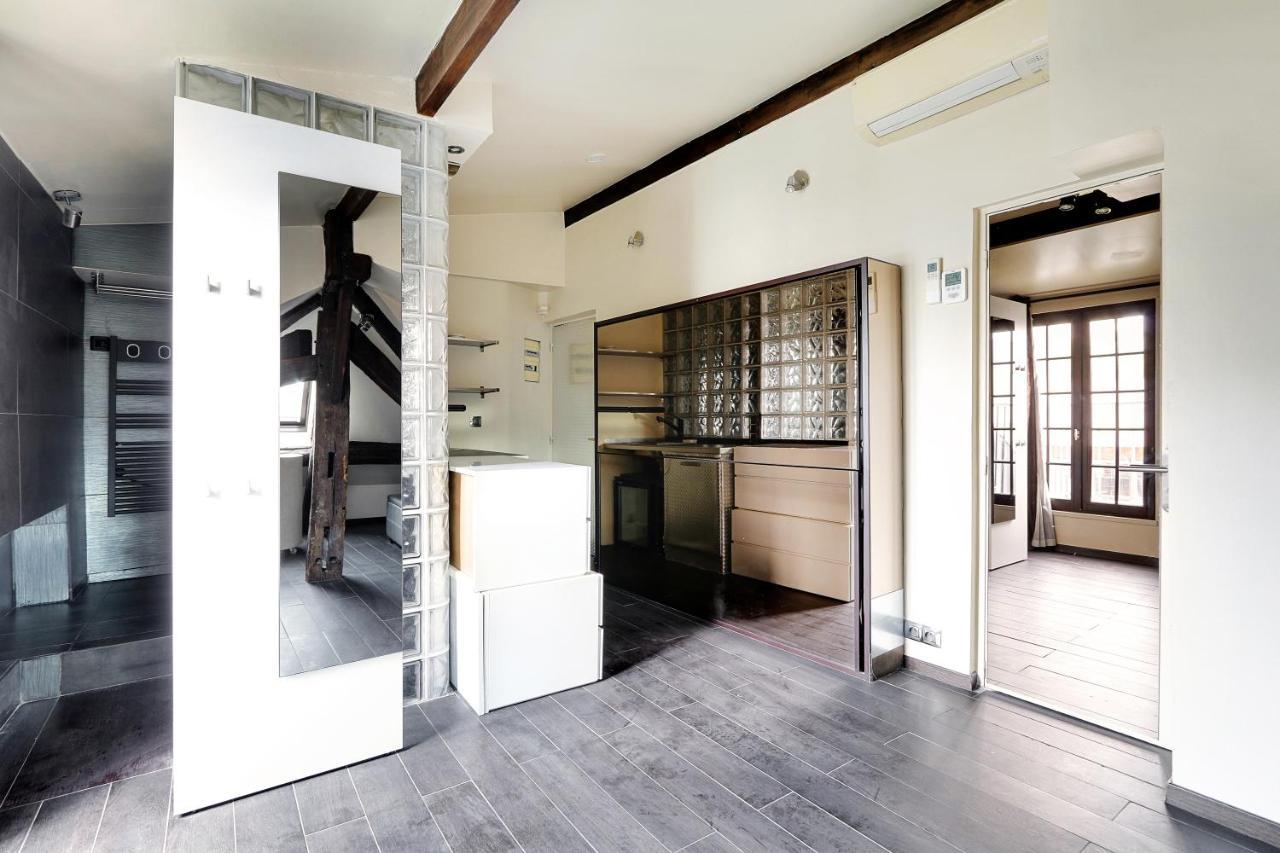 Pick A Flat'S Apartments In Le Marais - Rue Saint Merri Paris Extérieur photo
