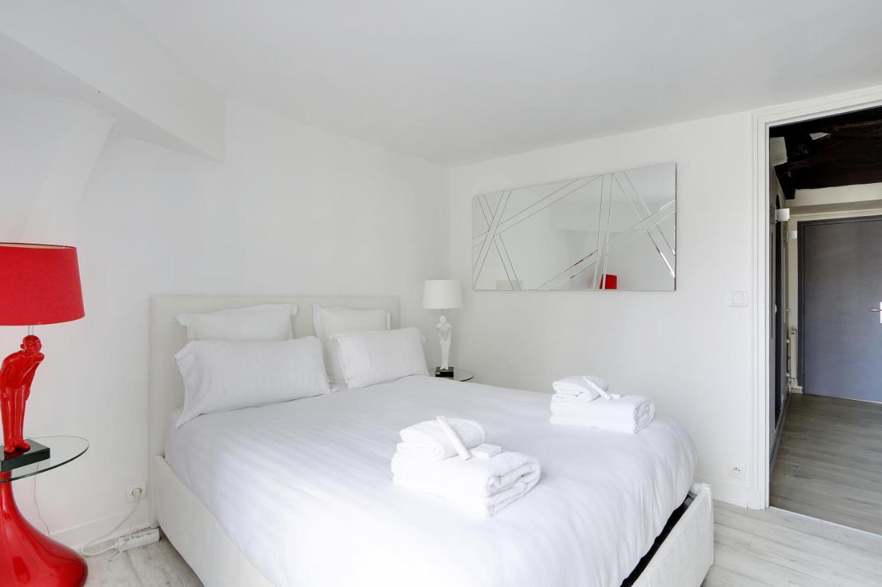 Pick A Flat'S Apartments In Le Marais - Rue Saint Merri Paris Extérieur photo