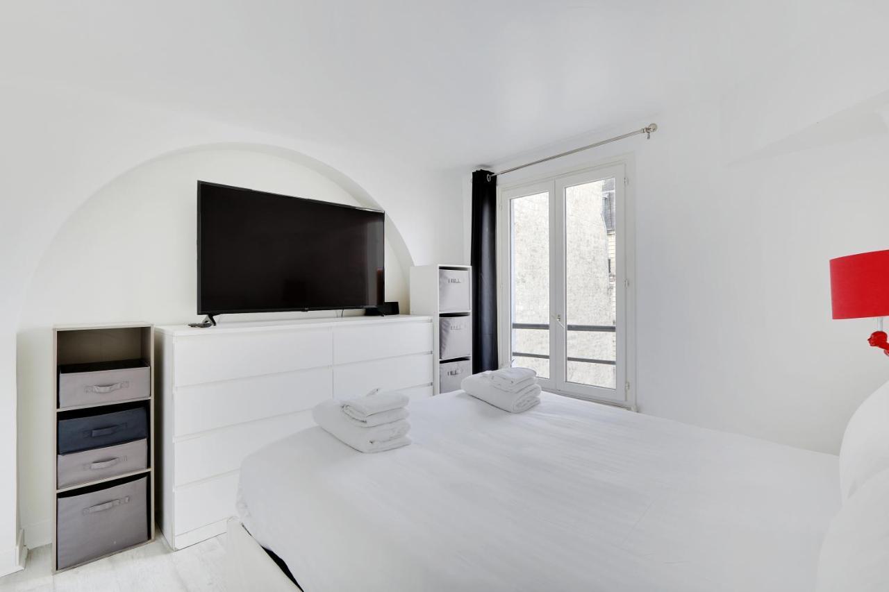 Pick A Flat'S Apartments In Le Marais - Rue Saint Merri Paris Extérieur photo